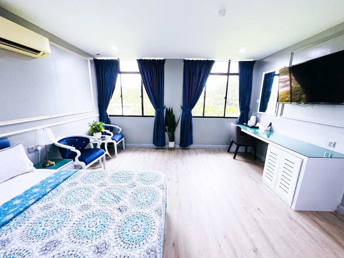 61 Hotel Gua Musang Ngoại thất bức ảnh