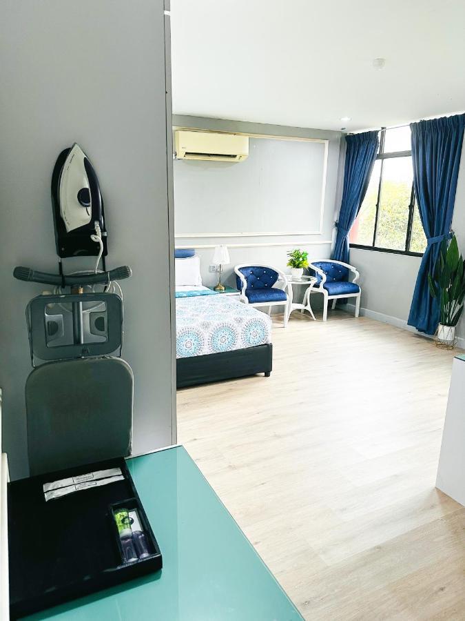 61 Hotel Gua Musang Ngoại thất bức ảnh